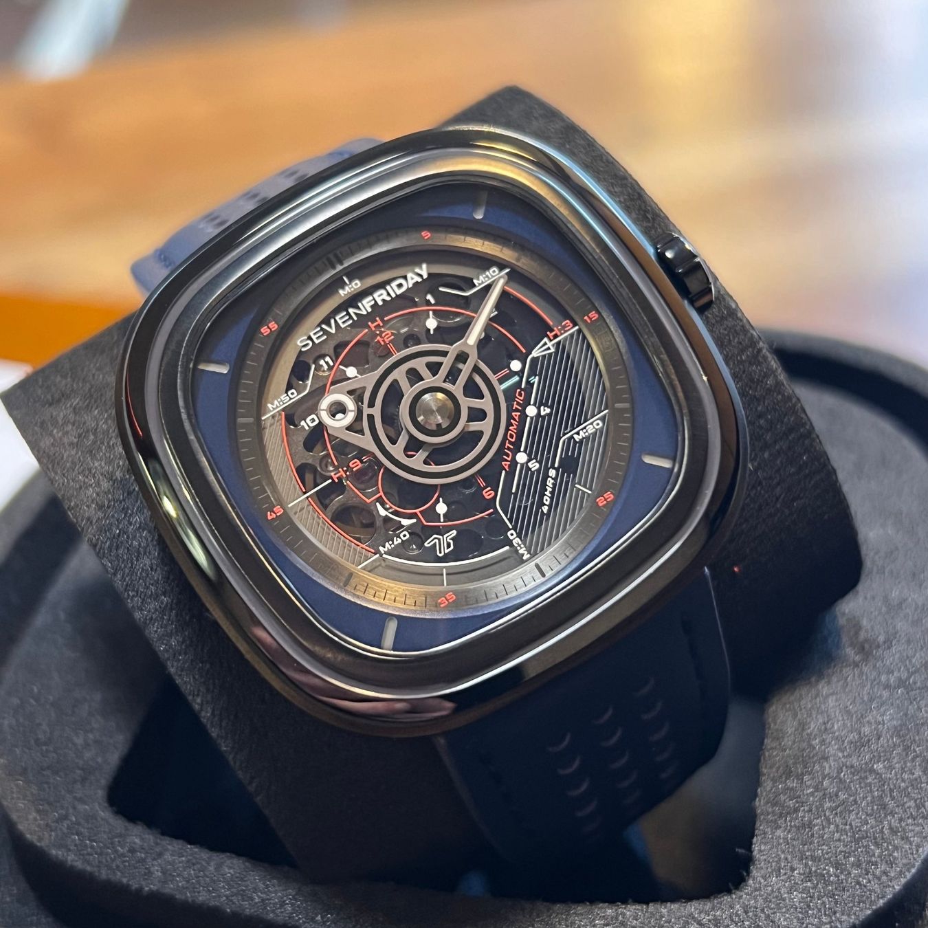 Orologi: SevenFriday T Series Skeleton T3/03 – Usato da Carouge GE venduto da Watchaser 7