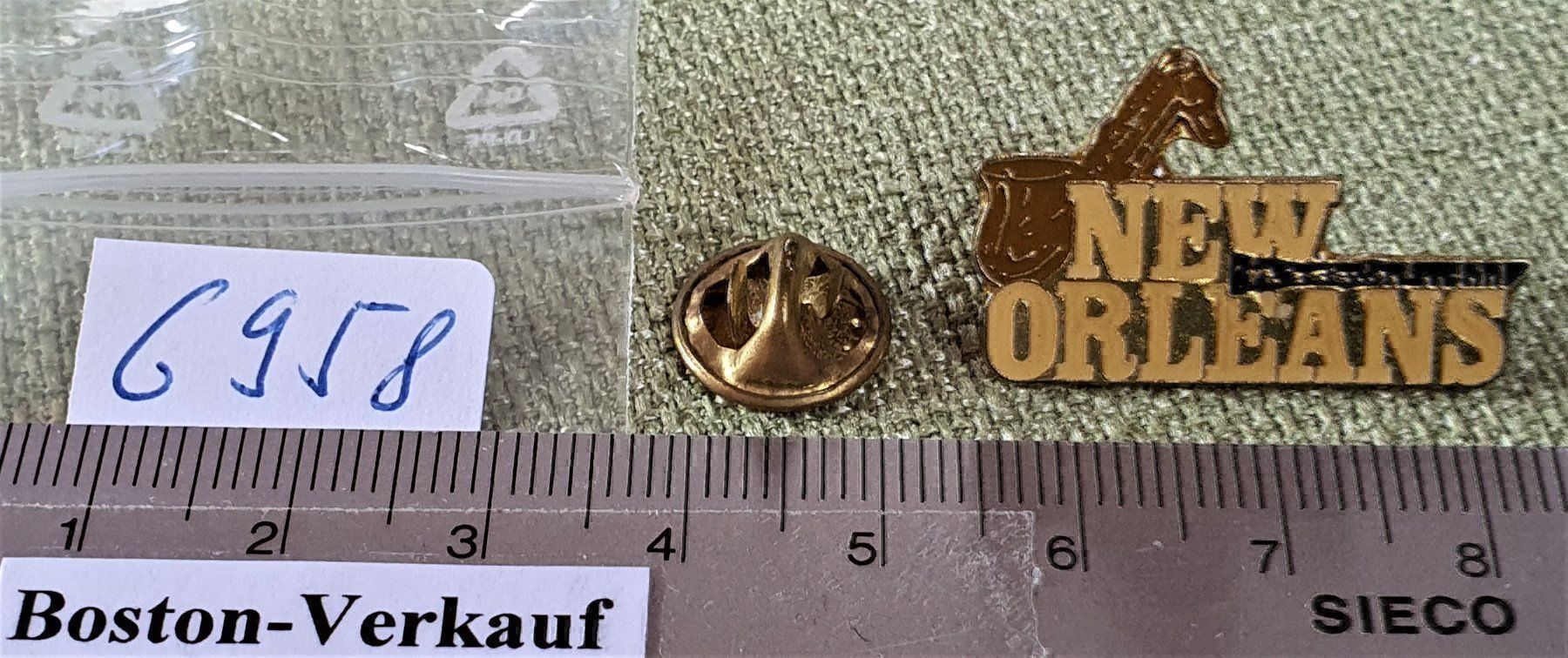 Placchette & Badge: G958 - Pin USA New Orleans – Usato da Reinach BL venduto da Boston-Verkauf 1