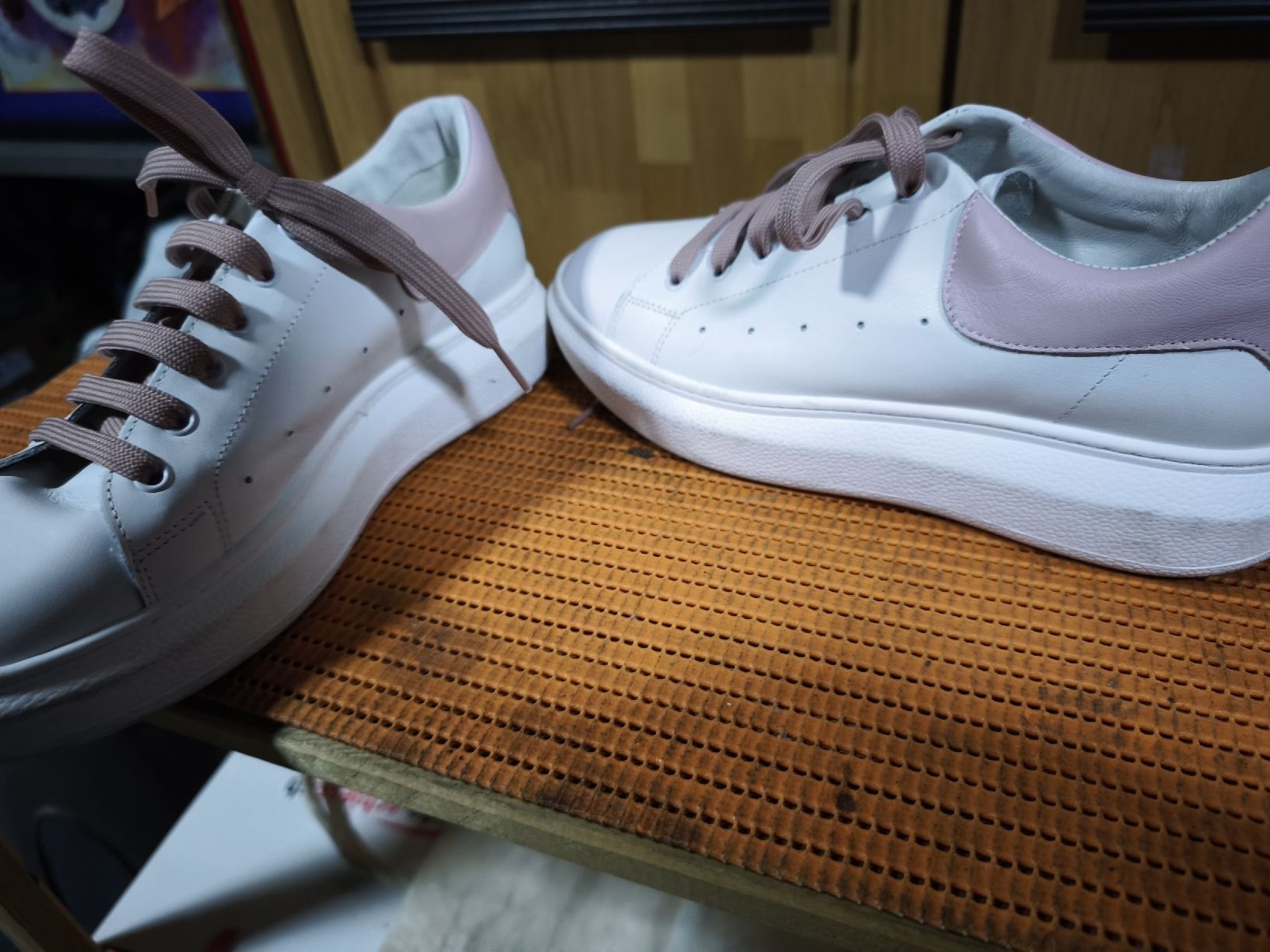 Scarpe da donna: Damenschuh, sneakers ,Imperial – Usato da Stabio venduto da anes71 5