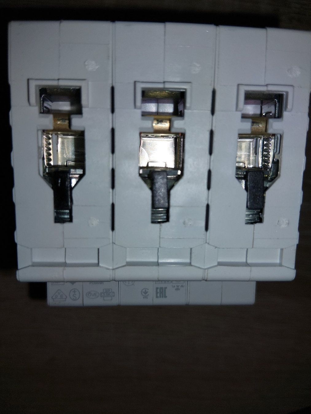 Schalter: ABB Leitungsschutzschalter 20A 3 Pol Kl. B – Gebraucht aus Wintersingen von MF-Lingus 5