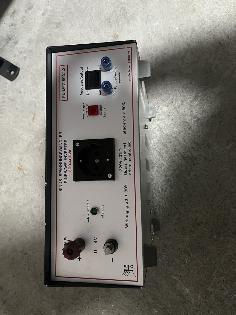 Caricabatterie: SINUS Spannungswandler 300/400VA – Usato da Bettlach venduto da mehr86 3