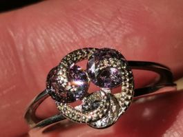 Damen Silber 925 Ring mit Zirkone.