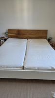 Bett mit Lattenrost und Matratzen 180x200