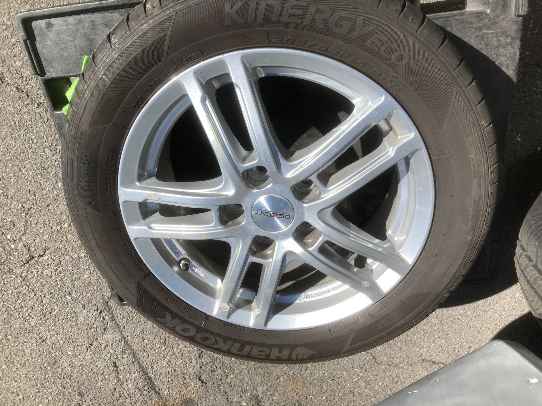 Kia Pneus & Kompletträder: 205/55R16 Sommerräder Kia Ceed – Gebraucht aus Cham von WB2223 1