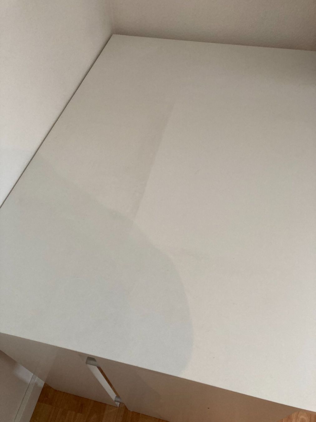 Scrivanie: Schreibtisch 120cmx80cmx72cm – Usato da Hinterkappelen venduto da deev 3