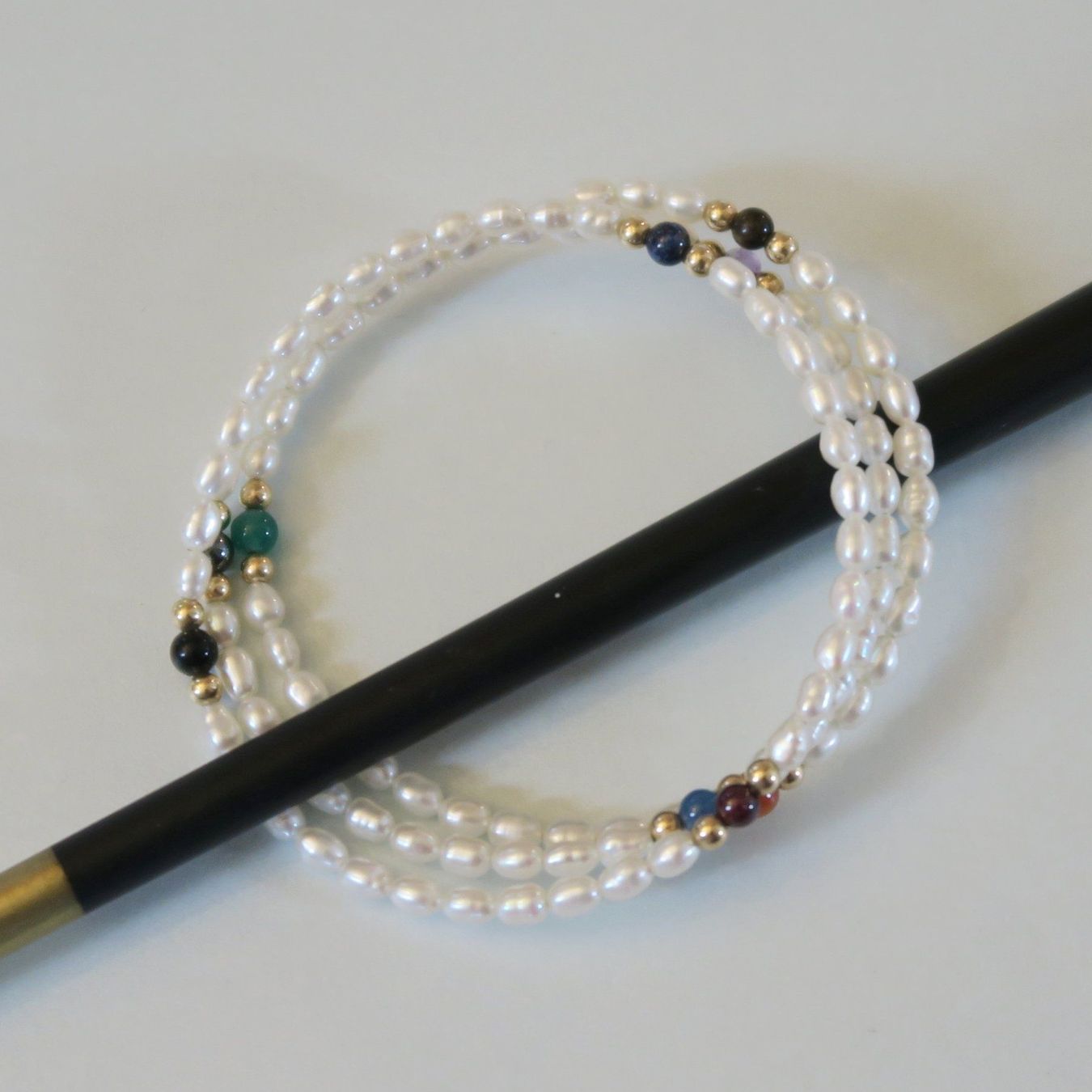 Armbänder & -reifen: Armband Reis-Perlen, Memory-Draht – Neu (gemäss Beschreibung) aus Brittnau von marlenestone 1