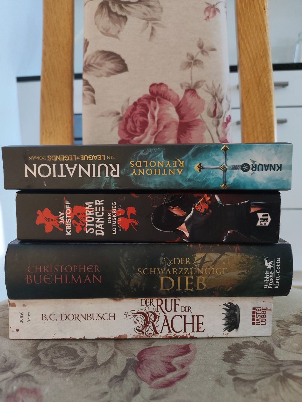 Libri: Diverse Bücher verschiedene Genres & Sachbücher – Usato da Bern venduto da Timo-Mo