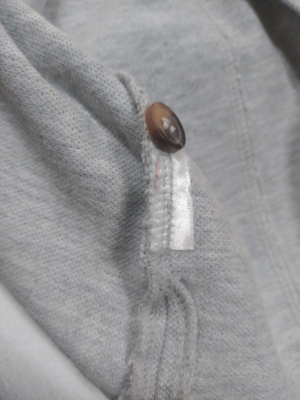 Magliette Polo: Polo Mizuno gris et bleu, Taille S – Usato da Farvagny-le-Grand venduto da LaCaverne 5