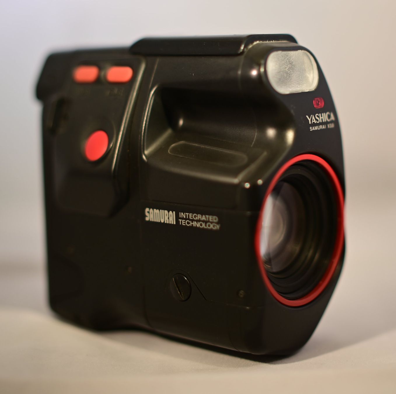 Yashica Fotocamera: Yashica Samurai – Usato da Uster venduto da Stoessda