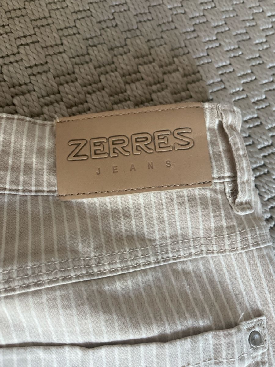 Jeans: Hose Zerres, Beige gestreift, 38, neu – Usato da Solothurn venduto da Bobesch08 6