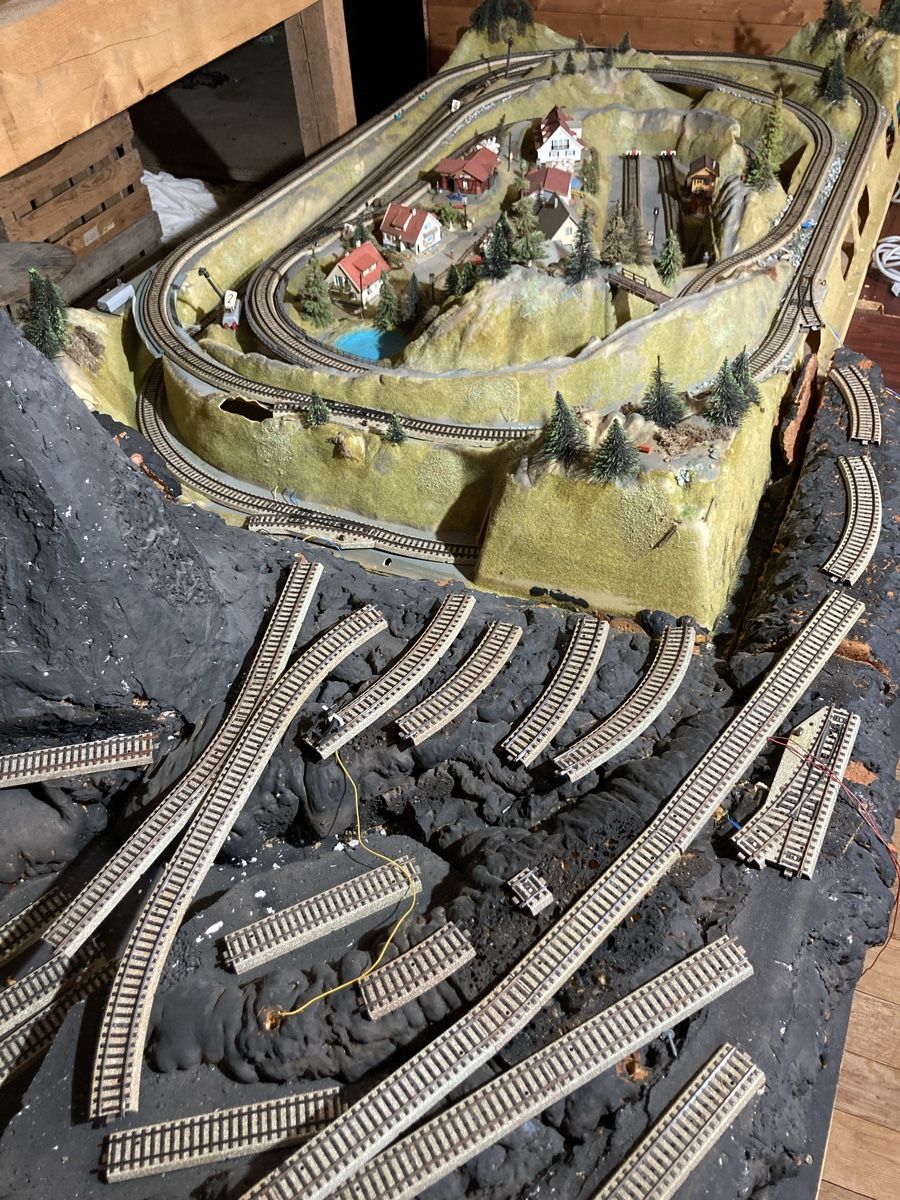 Märklin Modelleisenbahnen: Märklin Modelleisenbahn Spur H0 – Defekt aus Ruswil von Ebwidi 9