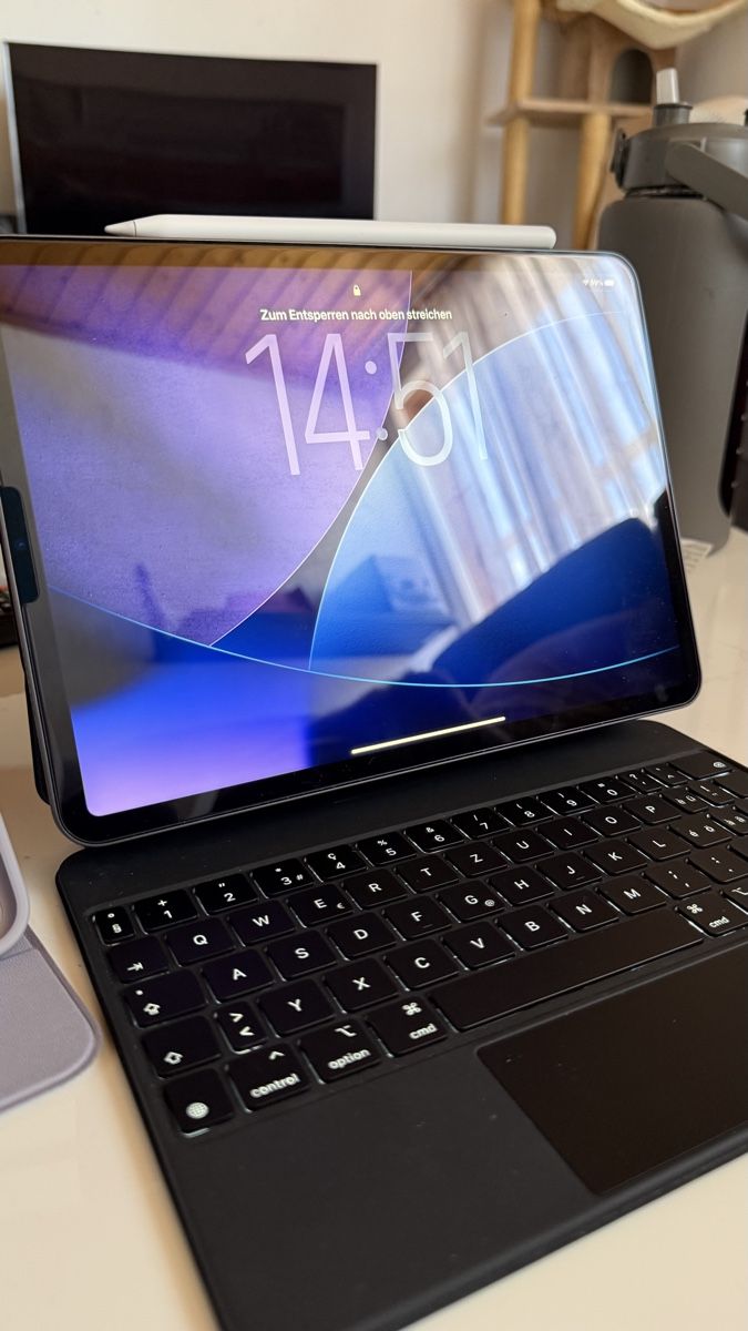 Apple Tablet PC: iPad Pro 11" Magic Keyboard & Apple Pencil – Neu (gemäss Beschreibung) aus Muolen von lvo_tl8q 1