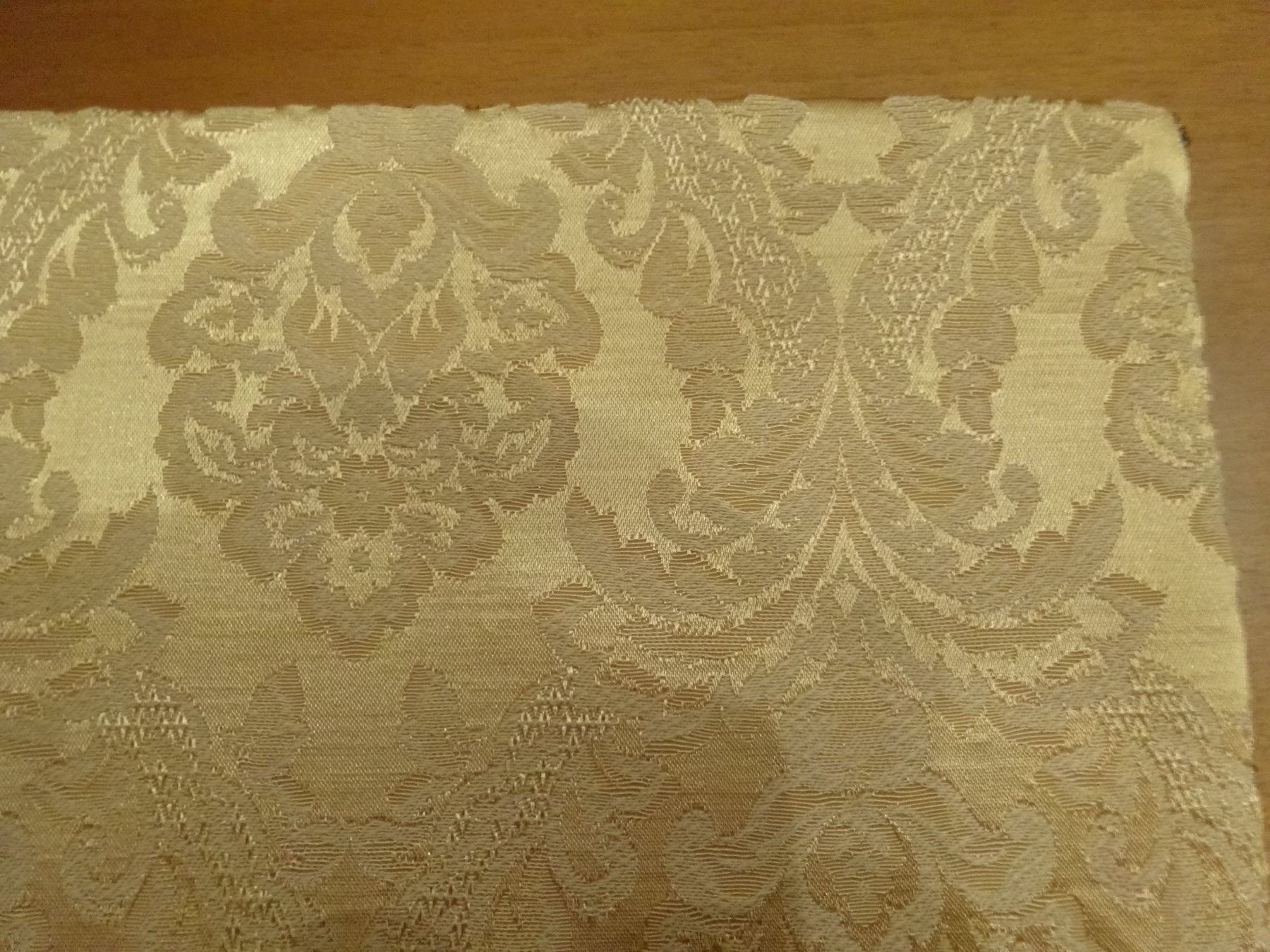 Toutes les décorations: Napperon velours de Gênes – Neuf avec emballage d'origine à Biel/Bienne par milamila02 1