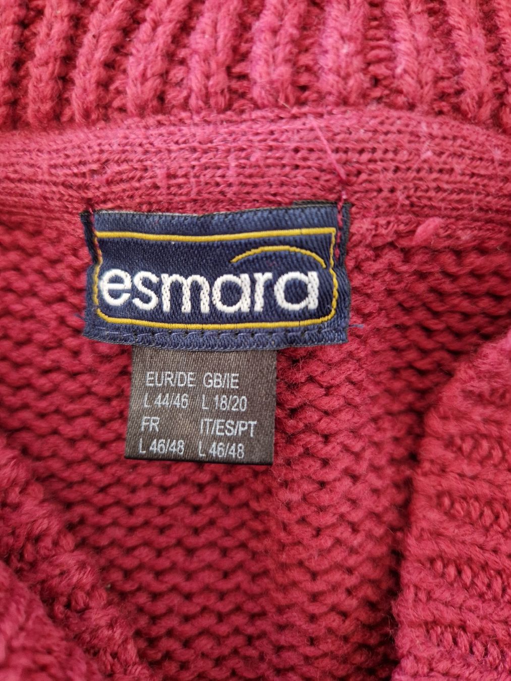 Maglioni & Felpe: Strickpullover Esmara kurzarm weinrot Grösse 44/46  – Usato da Kulmerau venduto da Doene7 1