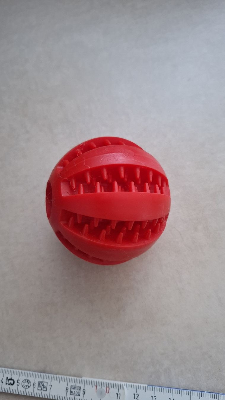 Giocattoli: Hunde Snackball - Zahnpflege – Usato da Rickenbach b. Wil venduto da Kth_v8 1