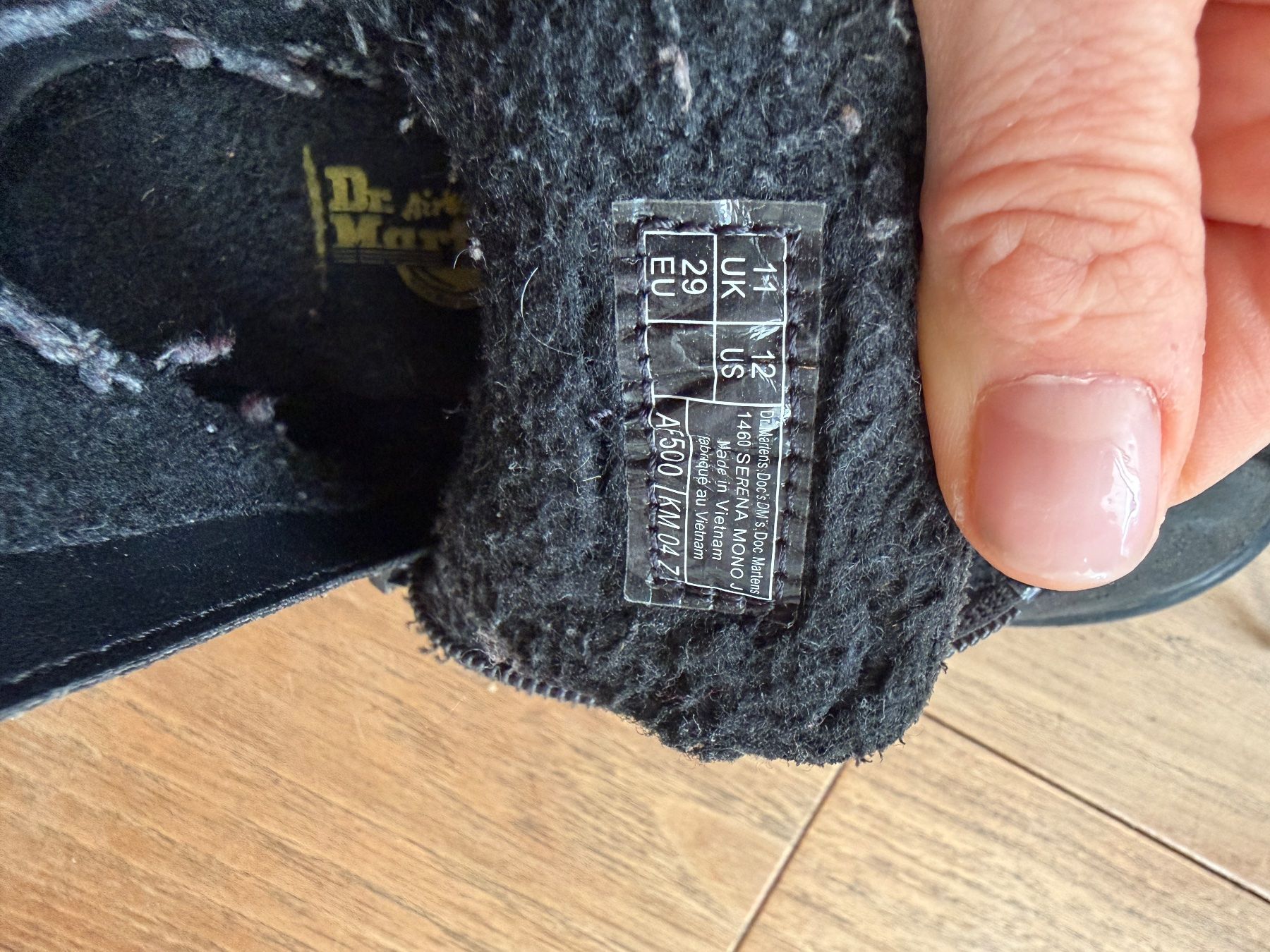 Dr. Martens Scarpe per ragazzi: Black Dr. Martens Boots - Cosy & Durable, Winter Ready! – Usato da zürich venduto da kaja022 4