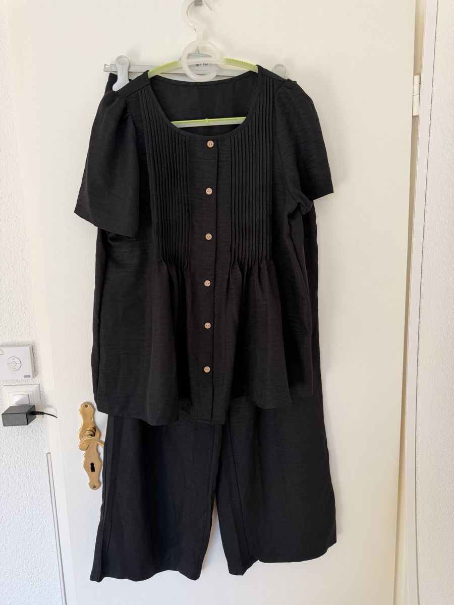 Lotti di vestiti: Kleider Set Grösse XL NEU – Nuovo (secondo la descrizione) da Schübelbach venduto da Sambodscha