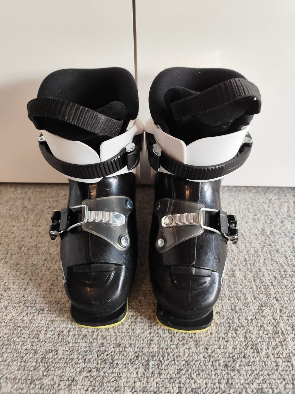 Atomic Chaussures garçon: Skischuhe Atomic  Waymaker Jr. 2 – D'occasion à Niederglatt ZH par sandrop74 1