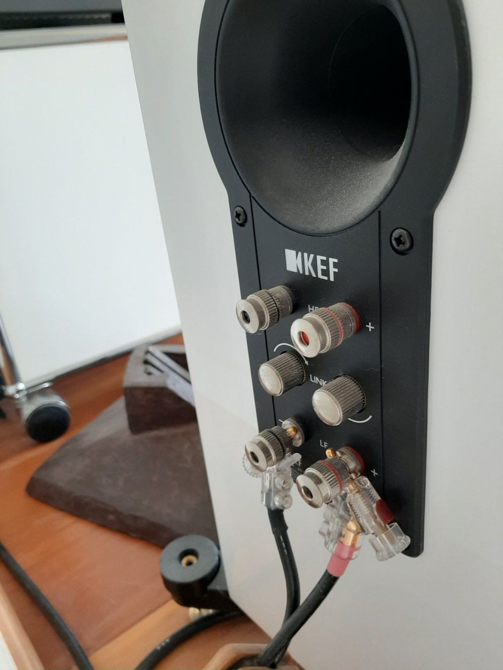 Kef Casse acustiche: Lautsprecher KEF R 700 – Usato da Zürich venduto da RetoRos 2
