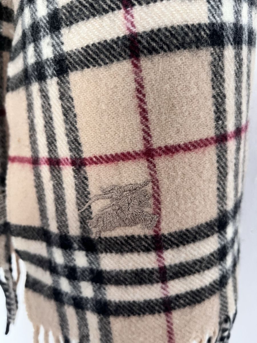 Burberry Foulards & écharpes: Burberry Wool Blend Scarf  – D'occasion à Lausanne par Danash 3