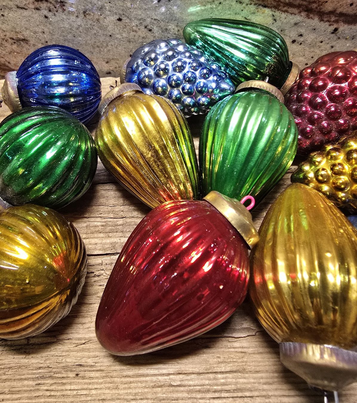 Alle Dekorationen: 15 Stk.Antike Mondo Weihnachtskugeln – Gebraucht aus Walkringen von Vanuca 2