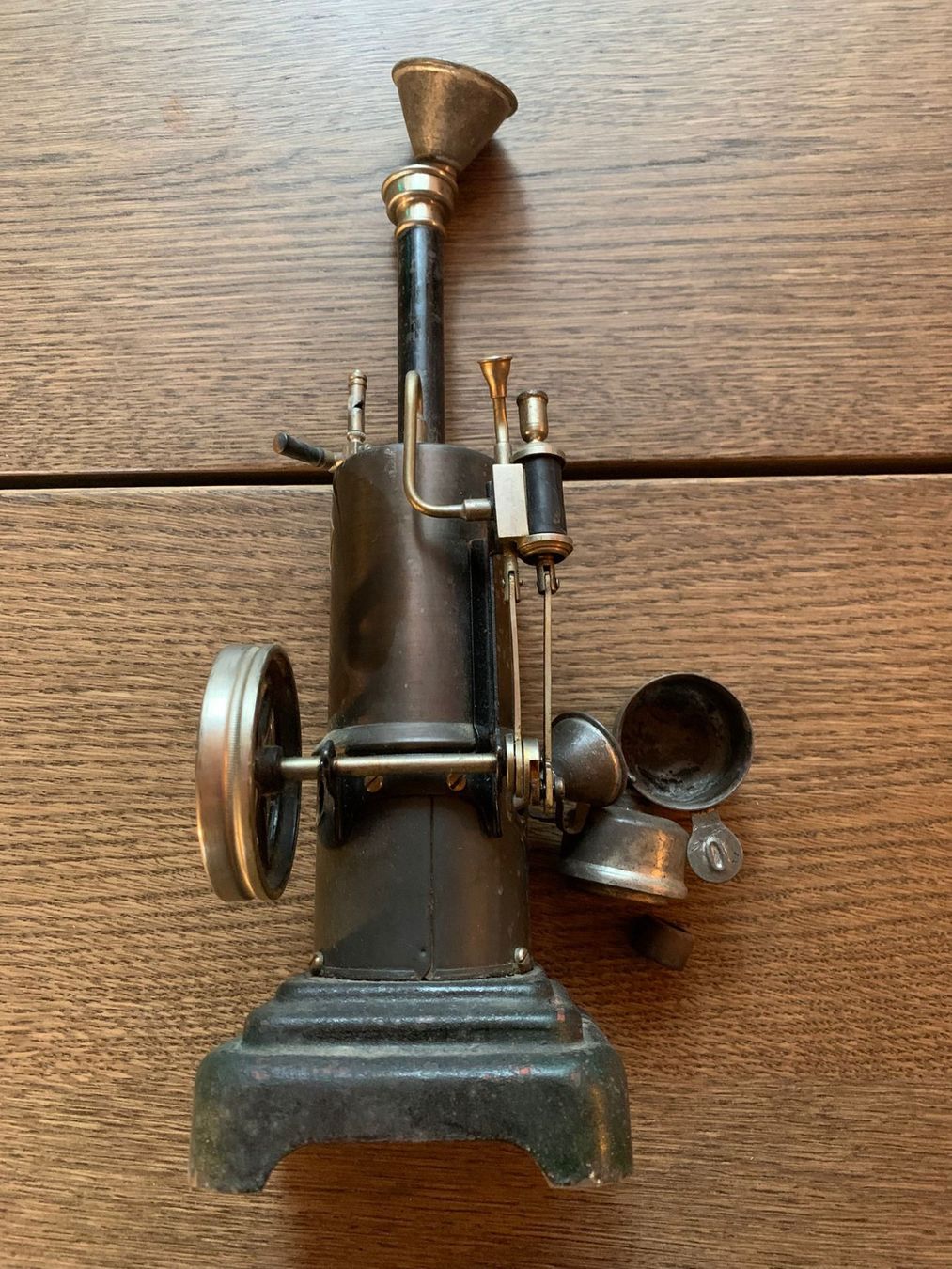 Märklin Kit di modellismo & Modellini statici: Antike MÄRKLIN Dampfmaschine von ca. 1929 – Usato da Sonceboz-Sombeval venduto da ant_cd5j 5