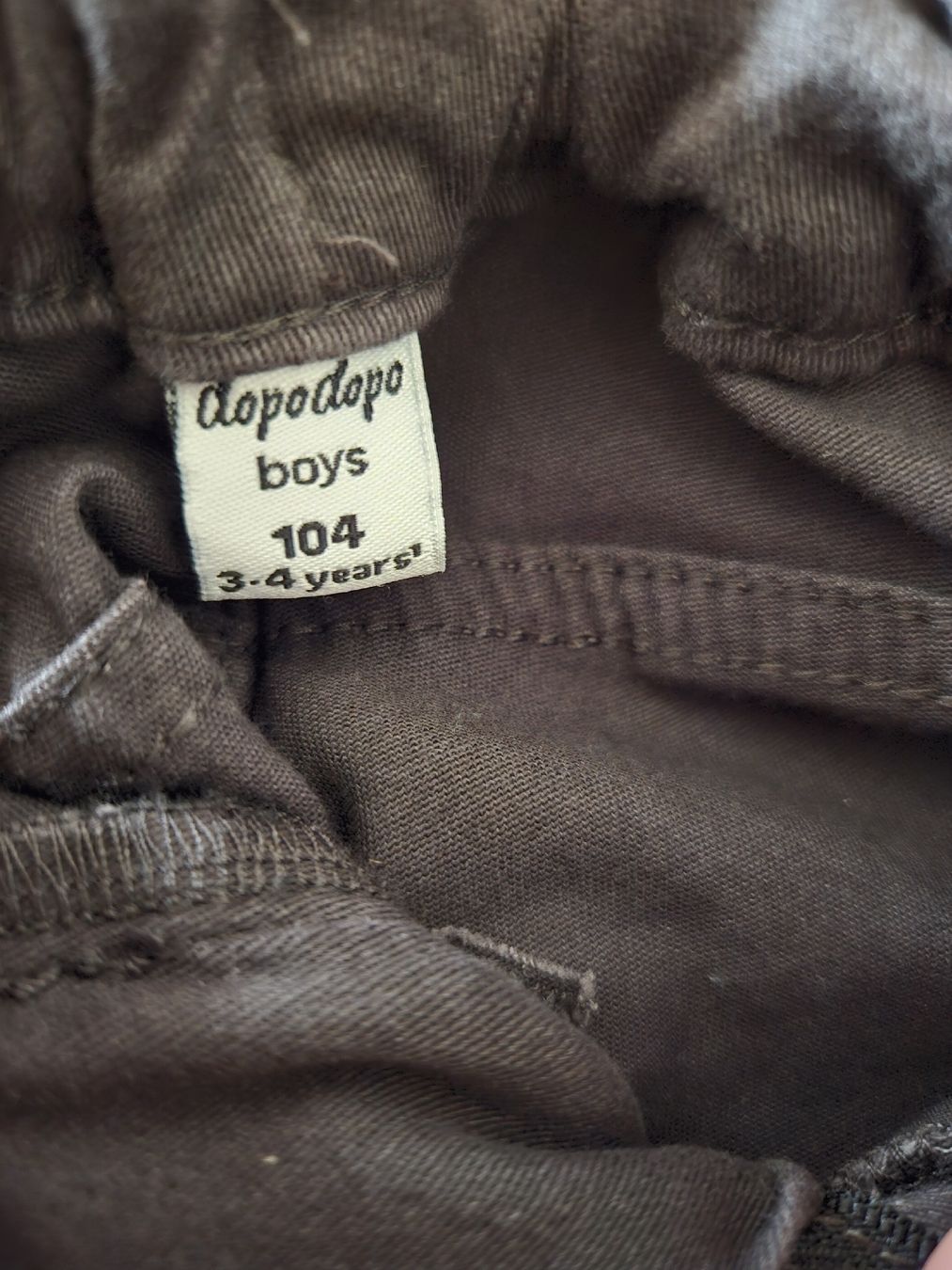 Pantaloni: Hose Grösse 104 – Usato da Rickenbach SO venduto da S.u.n.s.h.i.n.e.83 3