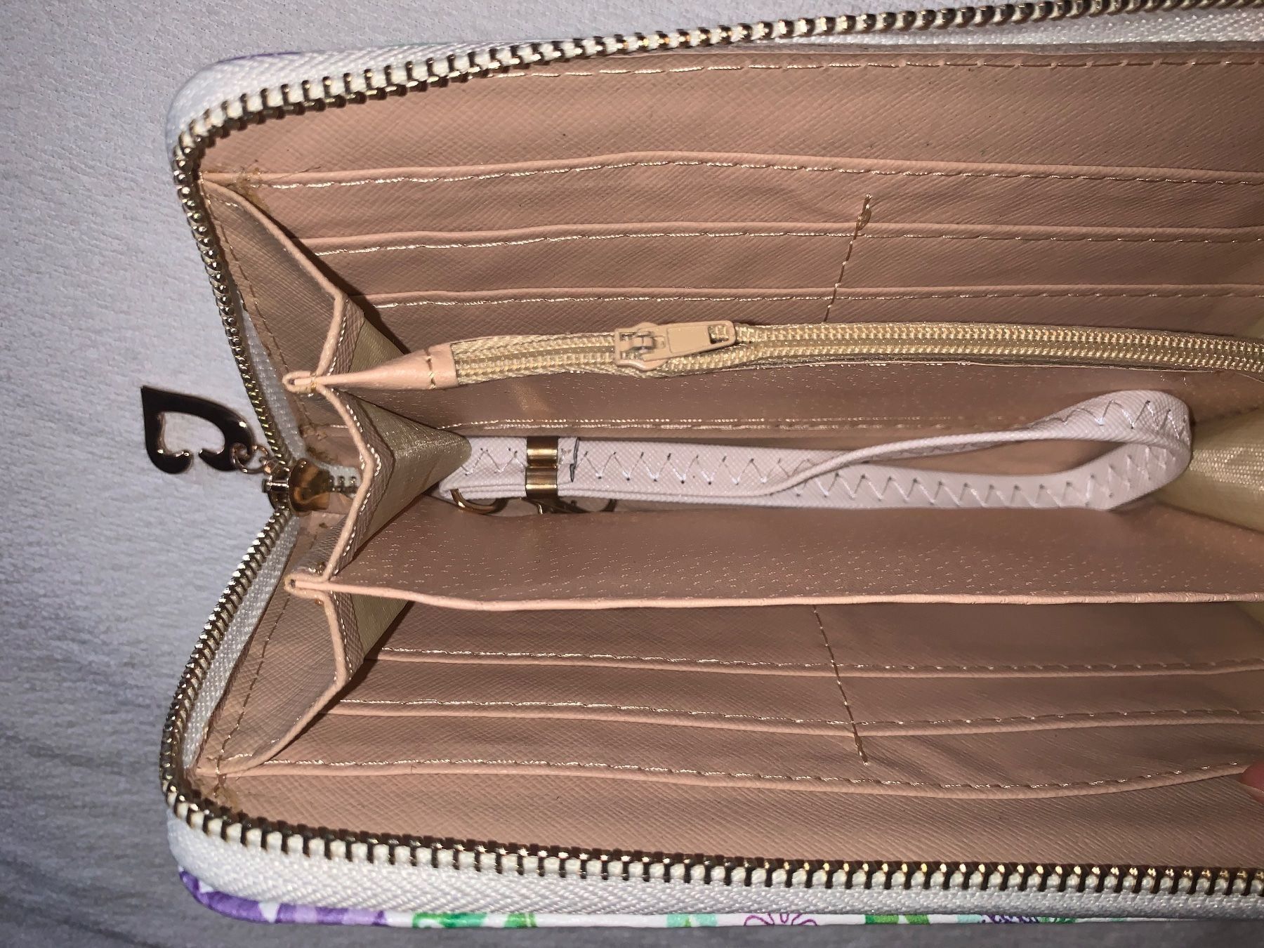Brieftaschen: Portemonnaie Portmonee Tasche blumen mit fächern – Neu und originalverpackt aus Buchs SG von Billikatze5 1