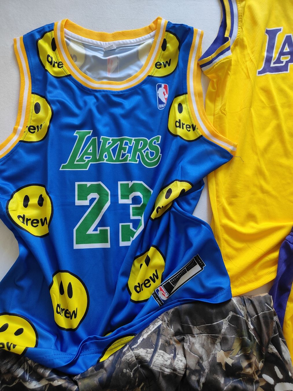 Lotti di vestiti: Ensemble Lakers ,Taille M, Neuf ! – Nuovo e nell'imballaggio originale da Biel/Bienne venduto da Edi5Roli3 2