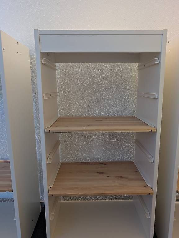 Scaffali: 3 Kinder Regale von IKEA – Usato da Berneck venduto da El4