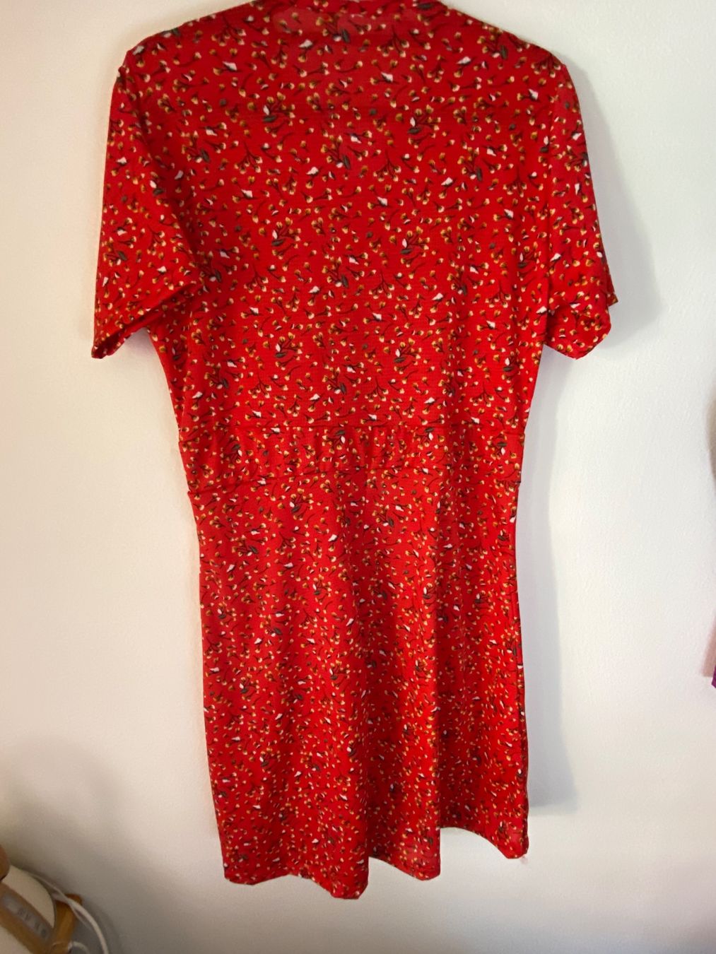 Vestiti: SOMMERKLEID-DAMEN-ROT – Usato da Meienried venduto da ManuelaBoutique 3