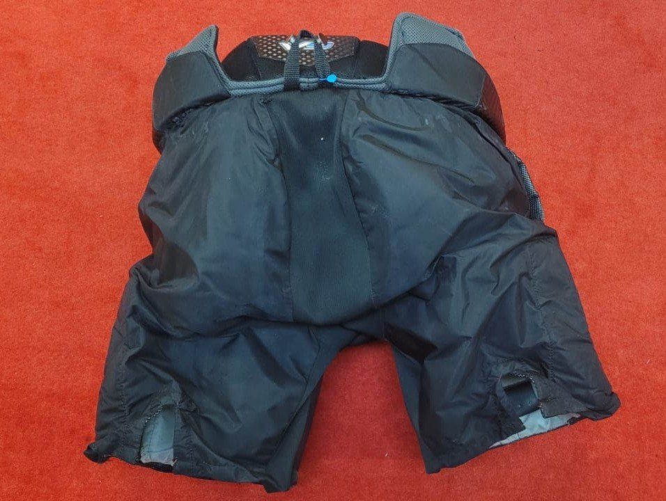Protezioni & Imbottiture: Eishockey Torhüterhose V9 – Usato da Signau venduto da dam_8whn 2