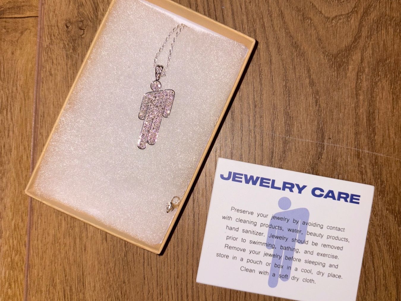 Catenine: Billie Eilish blohsh necklace – Nuovo e nell'imballaggio originale da Freienstein venduto da moloxy