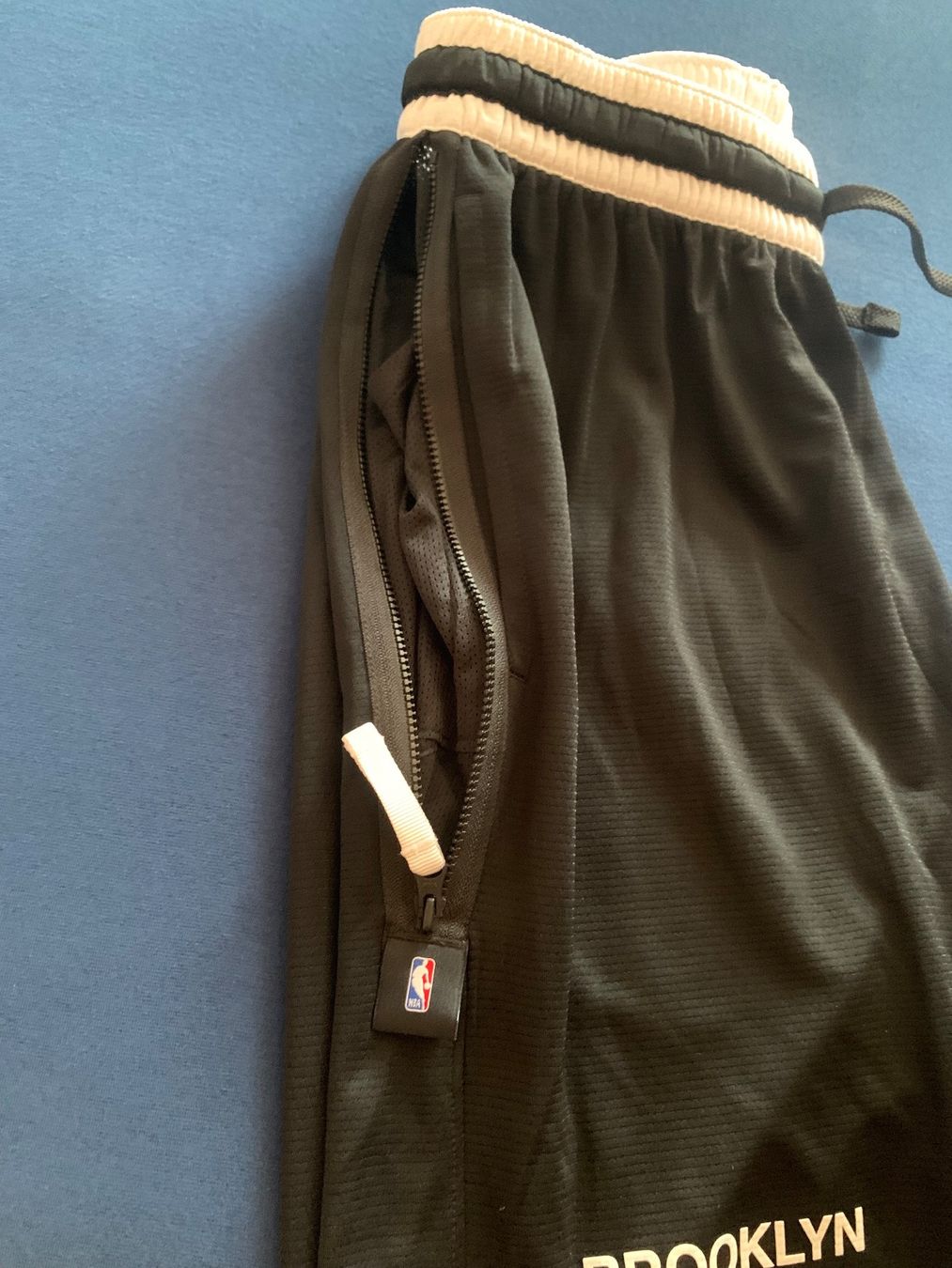 Nike Hosen: Shorts von Nike, Brooklyn, Grösse M – Neu und originalverpackt aus Tuggen von Kawest0 3