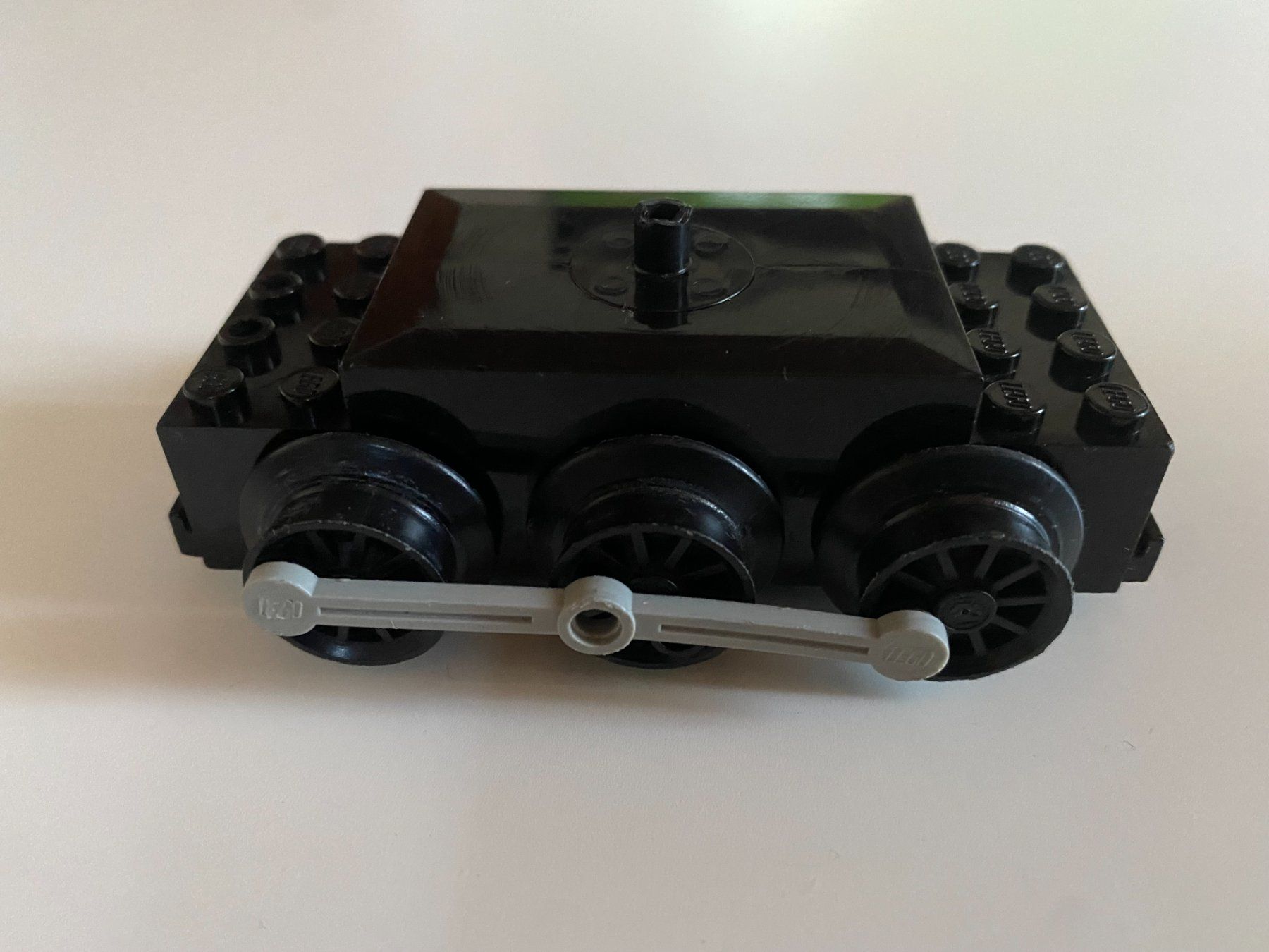 Lego Spielzeuge: LEGO - EISENBAHN - 12 VOLT - MOTOR – Gebraucht aus Gelterkinden von ajdt4