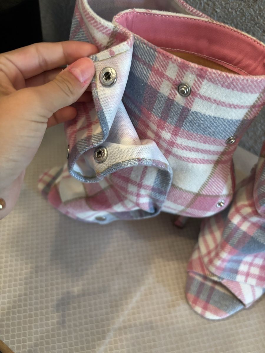 Scarpe da donna: Bottine à talon à vendre  – Nuovo (secondo la descrizione) da Sonceboz-Sombeval venduto da Luna_p1414 4