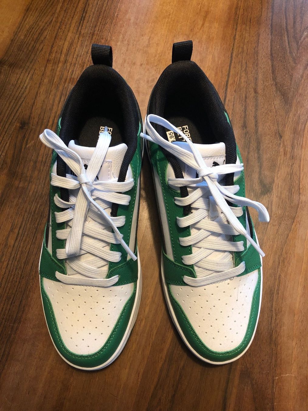 Puma Scarpe per ragazzi: Puma Sneakers Grösse 38 – Nuovo e nell'imballaggio originale da Aarau venduto da arra7