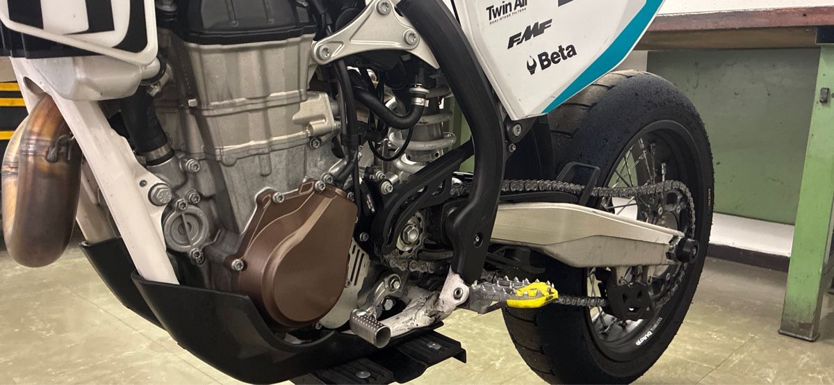 Husqvarna Strada: Supermotard husqvarna 450 – Usato da Bodio TI venduto da FabioMacca2597 5