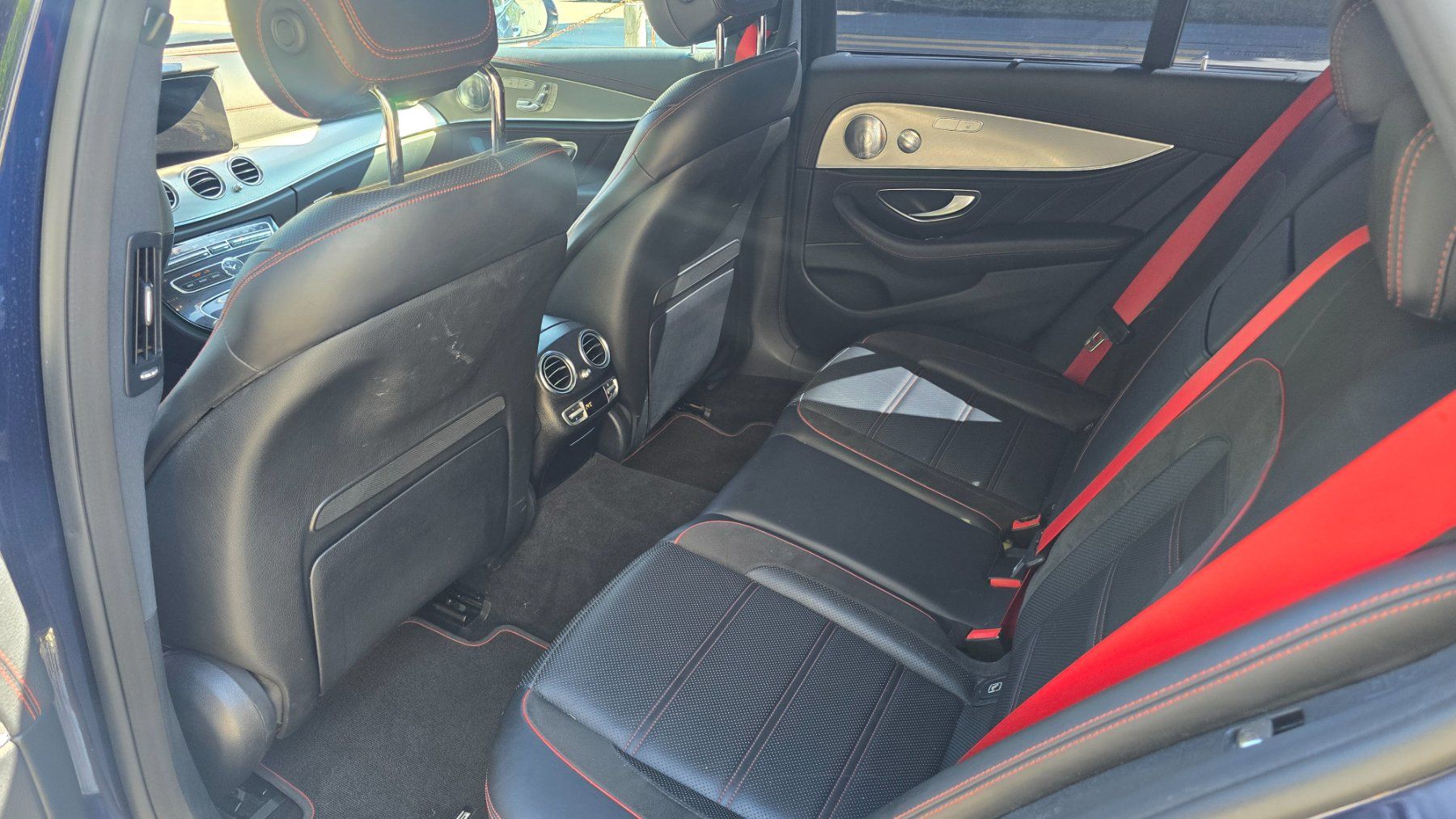 Mercedes-Benz Automobili: Mercedes Benz E43 AMG 4matic – Usato da Emmenbrücke venduto da meu_2j8p 5