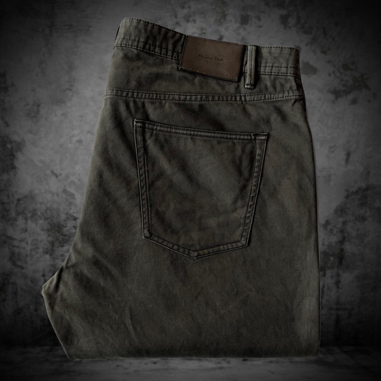 Massimo Dutti Pantaloni: Pants Massimo Dutti Slim Fit Kaki Men 36 – Usato da Genève venduto da ang_7j7j 1