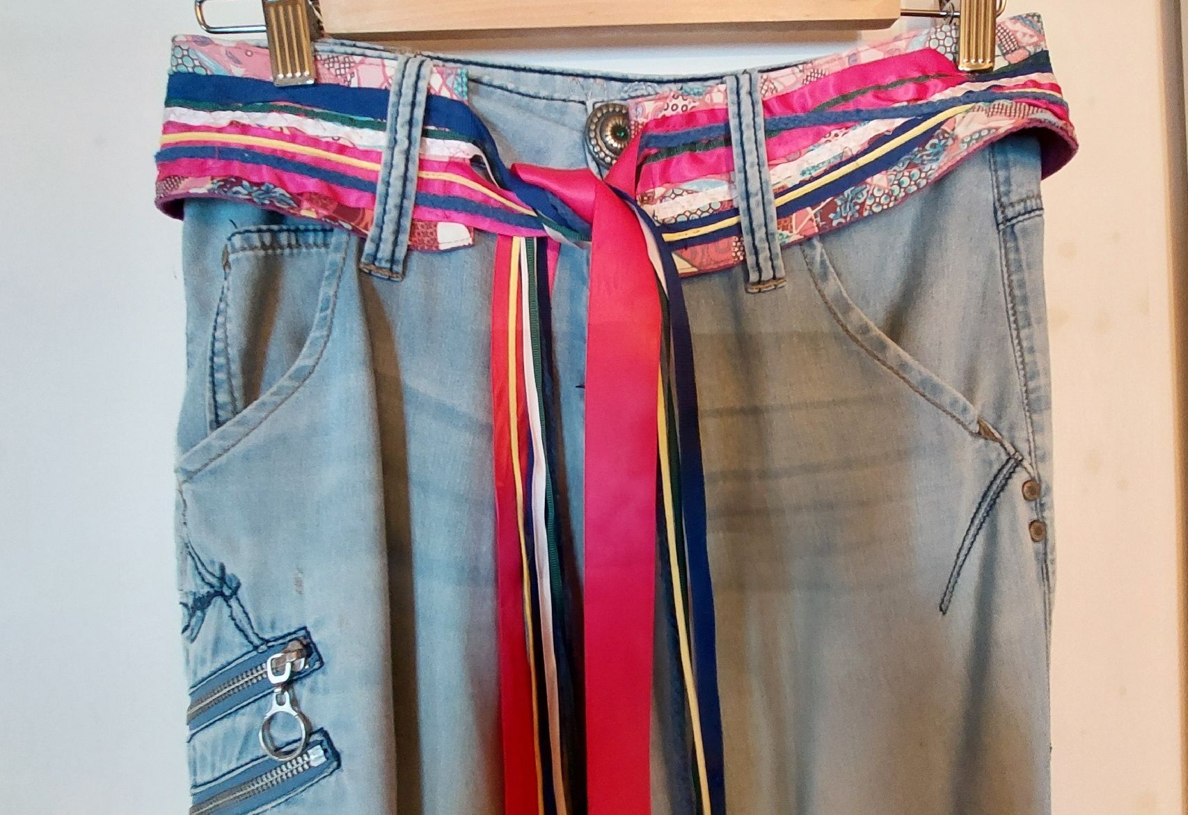 Desigual Pantaloni: Desigual Hose – Usato da Brunnen venduto da CHOUCHOU.