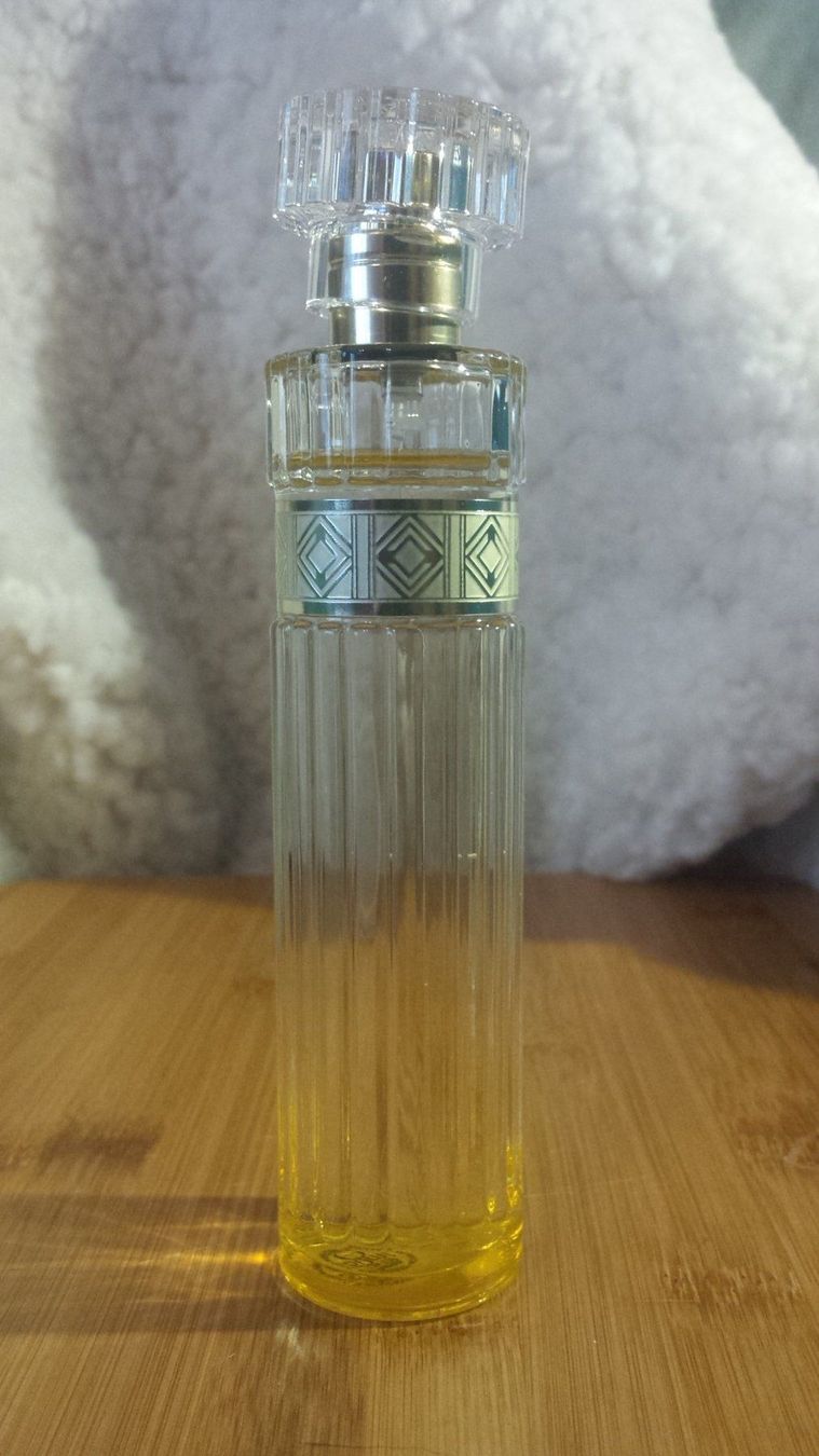 Profumi & Eau de Toilette: Avon Premiere Luxe EdP 50ml – Usato da Luzern venduto da Zimprich