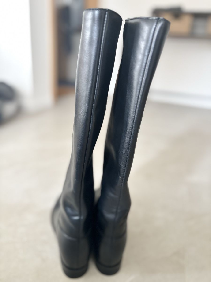 Scarpe da donna: Bottes noires cuire – Usato da Gland venduto da isa__sml 4