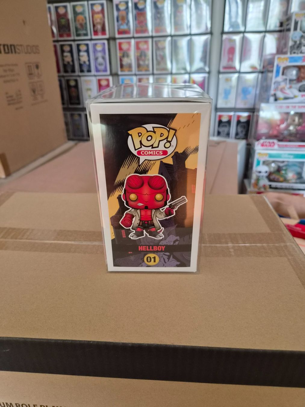 Funko Statuette: Funko Pop! Hellboy #01 Chase Limited Edition – Nuovo e nell'imballaggio originale da Sisseln AG venduto da schenk-figuren 3