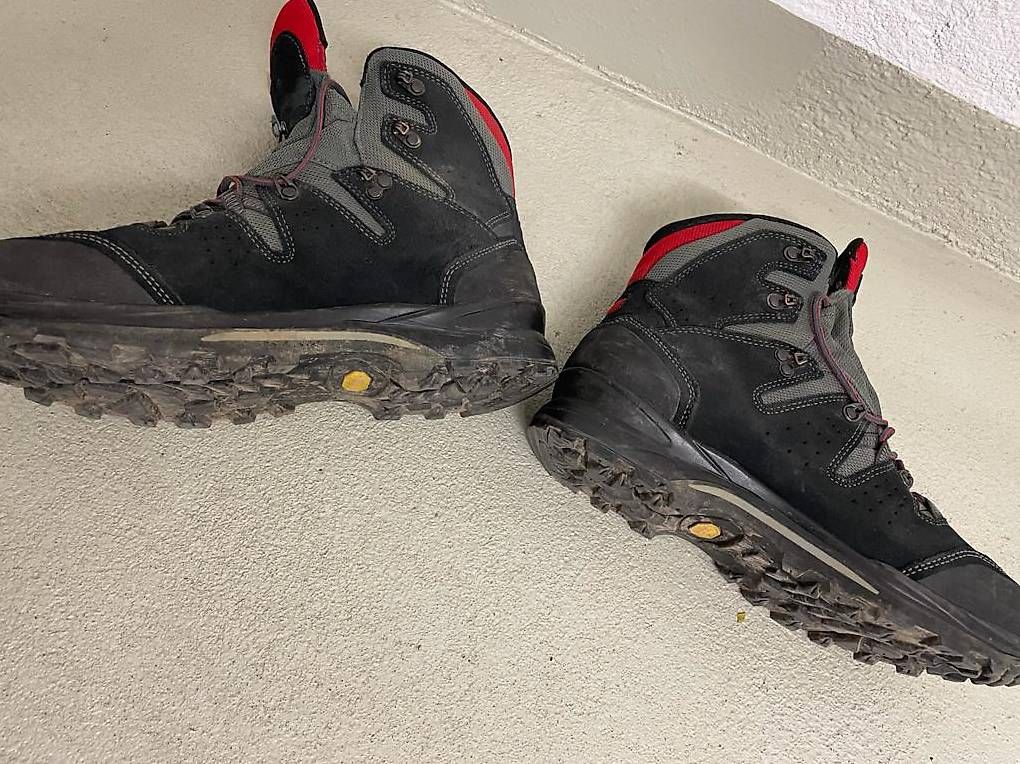 Scarpe da uomo: Bergschuhe – Usato da Linthal venduto da jol_6jhq