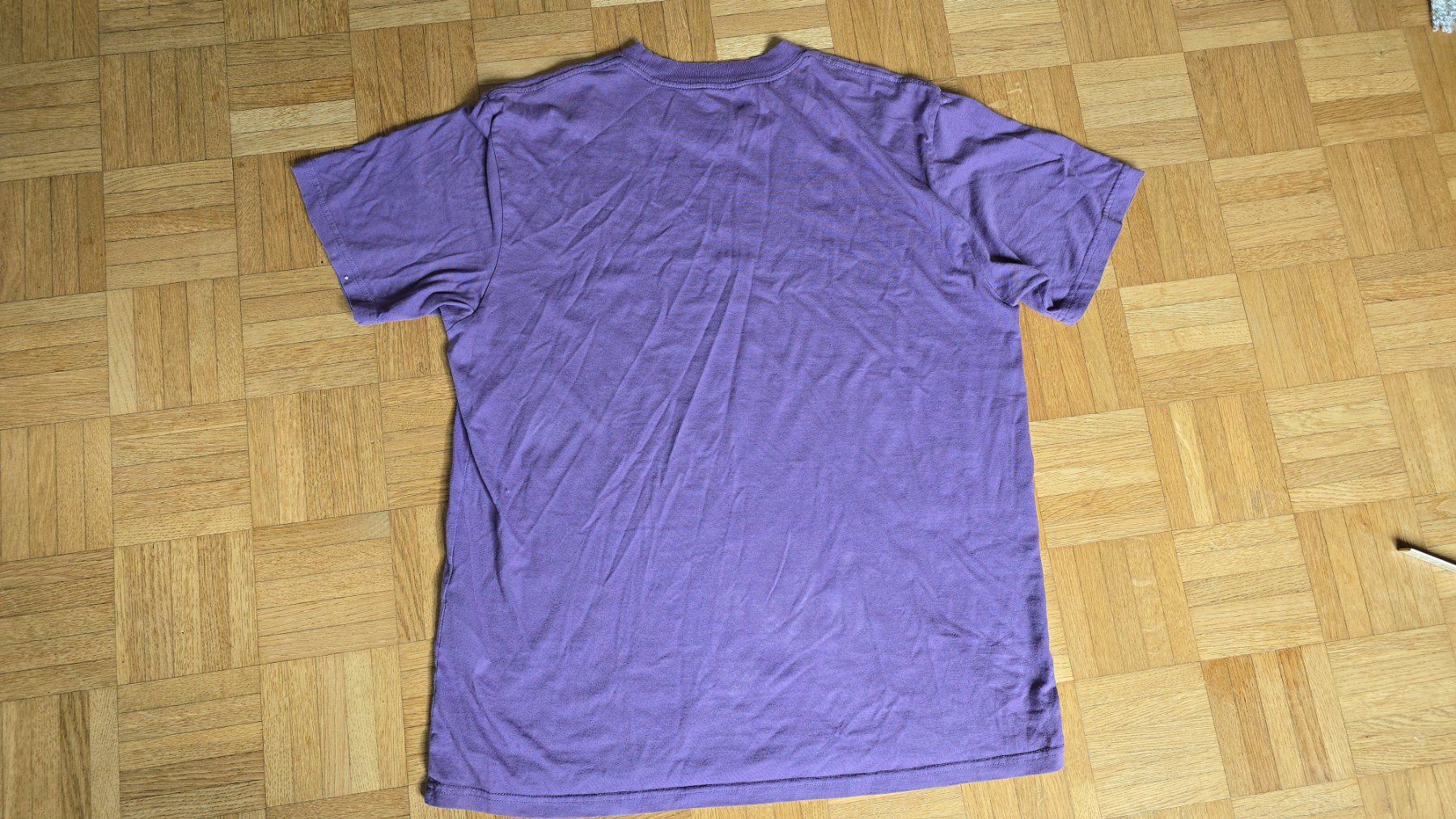 Carhartt T-shirt: Carhartt T shirt  L – Usato da Wallisellen venduto da theblacksheep 1
