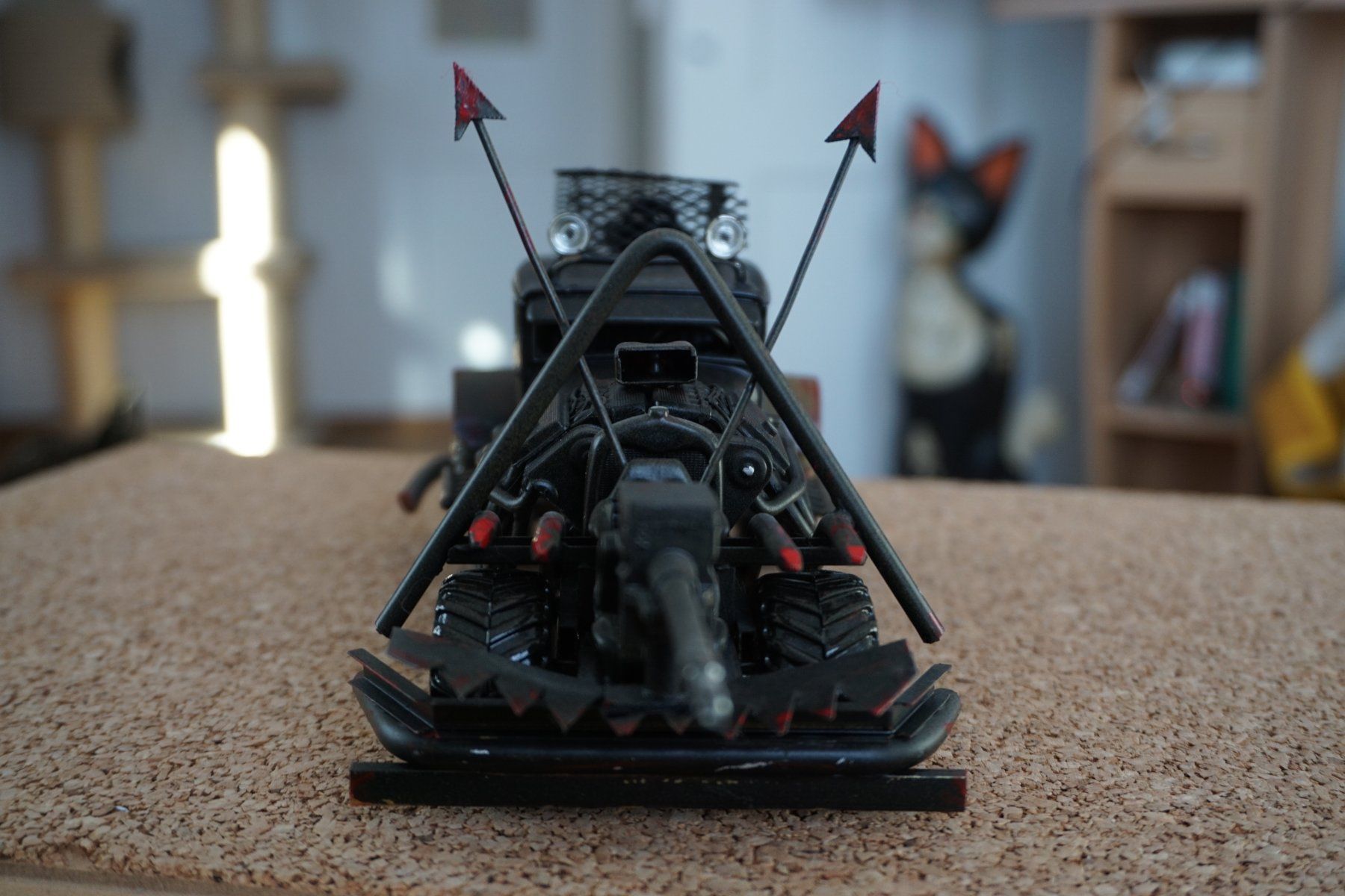 Solido Modellini d'auto: Solido MAD-MAX Ford 1:24 Einzelstk. COOL !!!!!!!!!!!!!! – Usato da Reiden venduto da Doppeldecker69 7