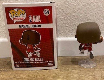 Funko Statuette: Funko Pop NBA Michael Jordan 54 – Usato da Langenthal venduto da roman014 3