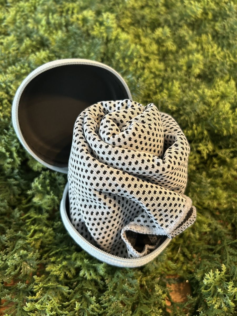 Teli da bagno: Kühltuch Sport – Nuovo e nell'imballaggio originale da Lyss venduto da Eldorado_Luxury 1