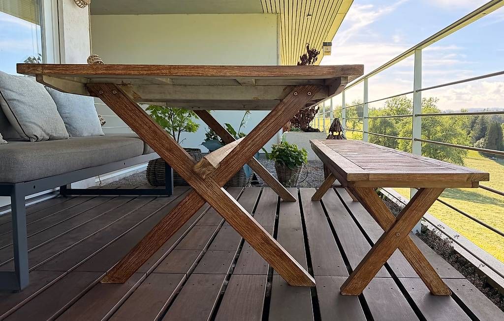 Tavoli: GRATIS Gartentisch inkl. Sitzbank – Usato da Wollerau venduto da nce 1